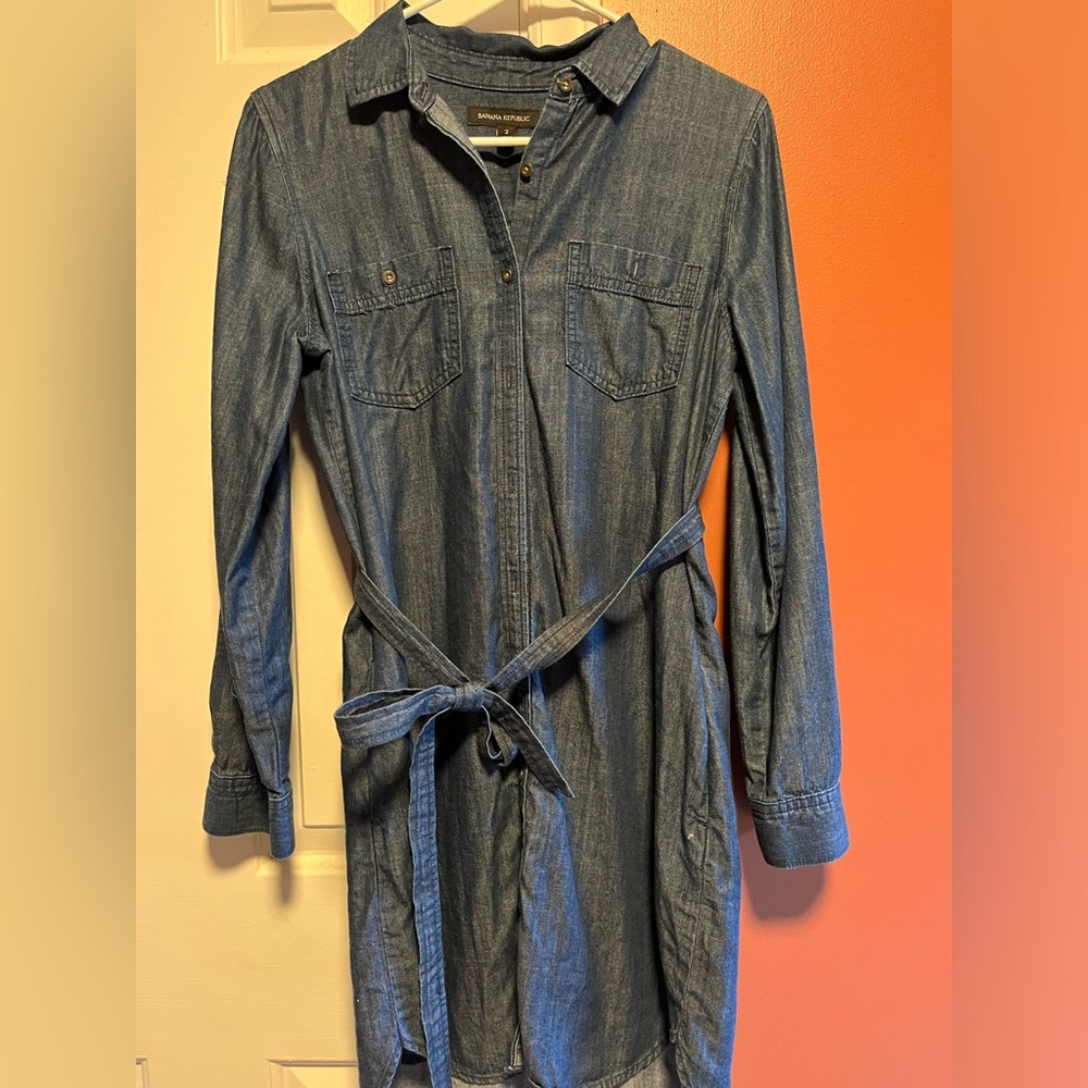 Banana Republic tie waist denim button up shirt dress